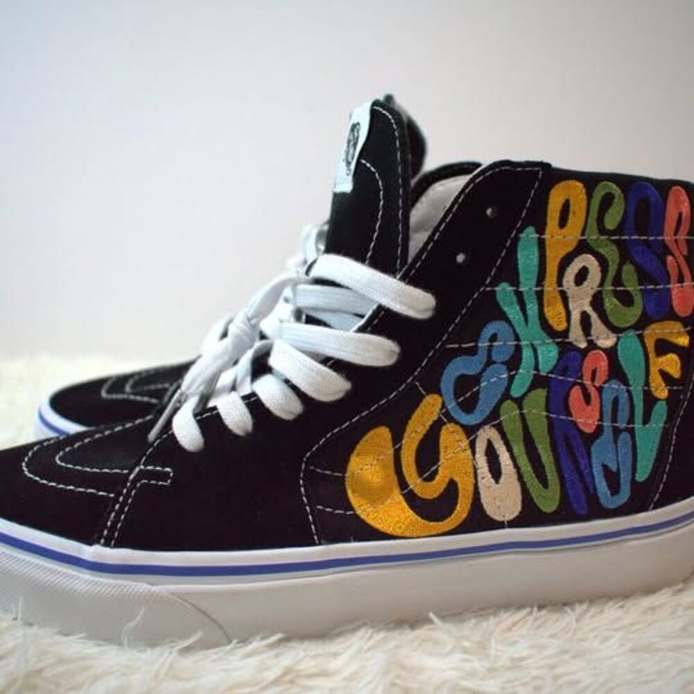 Vans Sk8‐Hi “Express Yourself” Limited Edition – Women's Size 9.5/Men's 8